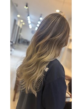 レシェル 松阪(RECIEL) バレイヤージュ風ミルクティーカラー