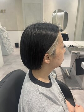 エイト 武蔵小杉店(EIGHT) 耳掛けで可愛い！コンパクトボブのインナーカラー