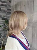 ホワイトベージュ