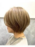 襟足すっきり丸みショート