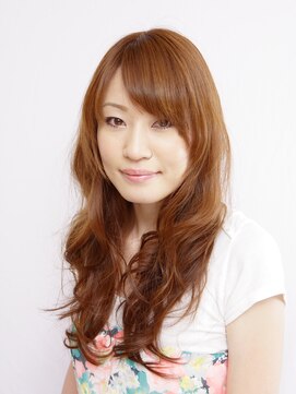 プリズム ヘアーデザイン 北坂戸店 エアリーウェーブロング