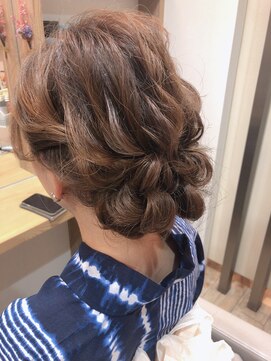 ラブリッシュ(LOVERICHE) ゆるふわシニヨンスタイル ［延山瞳styling］