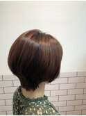 大人可愛いショートボブスタイル