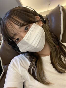 ブルーモスク トウキョウ(TOKYO) 顔まわりカット×インナーカラー