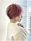 20代 ピンク ダブルカラー 可愛い 丸み 耳かけショート 似合わせ