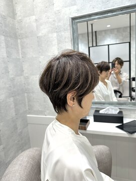 イーズ バイ インス(Yeeee.s by INCE) 白髪ぼかし/脱白髪染め/脱白髪染めハイライト/透明感