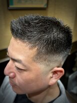 ヒロギンザバーバーショップ 大宮店(HIRO GINZA BARBER SHOP)&nbsp;ビジネスフェード　イケおじショート　白髪