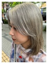 シーバイリリア(siie by LILIA) ハイトーンカラー