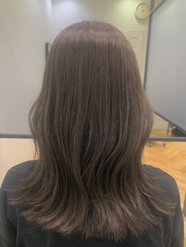 ジーナ 札幌(Zina) アッシュグレージュ