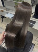 オリーブベージュ、ブリーチなし、艶髪