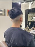 束感ショート　波巻き　ハイライト マッシュパーマ