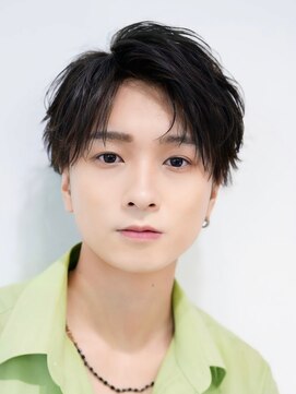 オーシャントーキョー 心斎橋(OCEAN TOKYO WEST) ラウンドマッシュシースルーフェザーショート