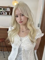 リヴ ウメダ(LIV umeda)&nbsp;ホワイトブロンド/トリプルカラー/ロングレイヤー/梅田