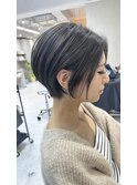 前下がりショートボブ/アッシュグレージュ/黒髪ショート