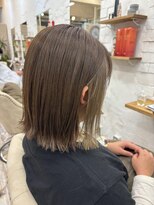 レミエ(lemie)&nbsp;大人かわいい/ボブ/切りっぱなし/イヤリングカラー