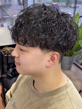 ヨリ サッポロ 札幌大通(yori SAPPORO) ニュアンスパーマ/センターパート/韓国マッシュ/ダークアッシュ