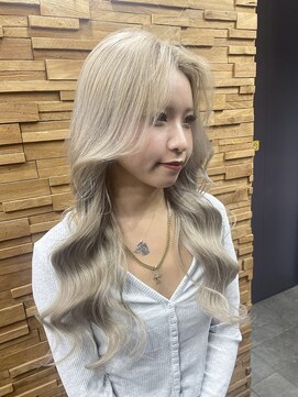 ラピス 横浜(Lapis) ホワイトブロンドカラーシールエクステ