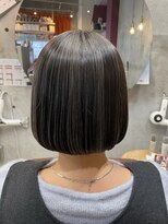 コージー(Kozy)&nbsp;ハイライトカラー/コントラストカラー/グレージュ/ミニボブ