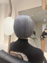 ホーミーキョウト(Homey Kyoto)&nbsp;ミニボブで可愛いアイスブルー☆