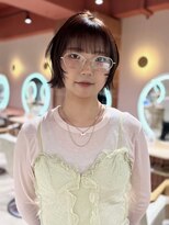 ヘアーアンドメイク ビス(HAIR&MAKE bis)&nbsp;重いボブだけじゃない！レイヤーボブ【ココネ】