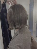 ビューズ(VIEWS)&nbsp;透ける暗髪と外ハネボブ