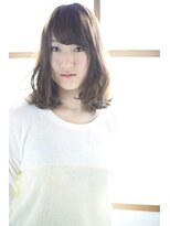 エルフォ(elfo)&nbsp;小顔バングのゆるふわセミディー