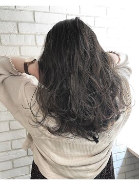 オーストヘアジジ(Aust hair Gigi) 【Aust】イルミナカラーカラー、ブランジュフォギーベージュ