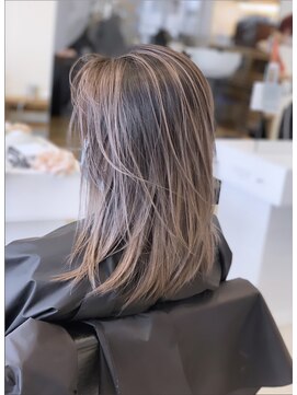 モアナ バイ ヘッドライト 沖縄東崎店(Moana by HEADLIGHT) Moana東崎#ミルクティーバレイヤージュ