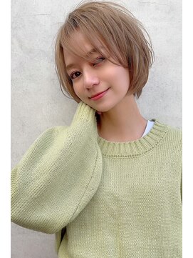 マリアバイアフロート(Maria by AFLOAT) 【shige】ホワイトグレージュコンマヘアネビージュボブウルフ