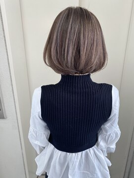 ヘアーデザイン シュシュ(hair design Chou Chou by Yone) 大人ハイライト&ココアベージュ・内巻きボブ
