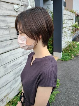 アンドビー(&b.) 360°どこから見ても可愛いショート