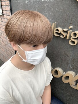 モードファクター デザイナーズサロン(mode Factor designer's salon) サラ艶刈り上げマッシュ×ハイトーンカラー