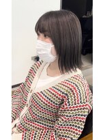 シェルハ(SHELHA)&nbsp;切りっぱなしボブ ベルボブ 外ハネボブ ブリーチカラー