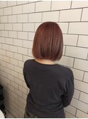ピンクベージュ