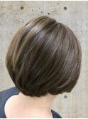 白髪ぼかしショートグラ