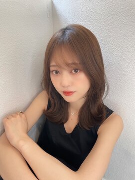 プラチナ(PLATINA) まなstyleレイヤーカットのお色気ヘア 20代30代40代　お顔まわり