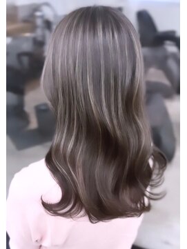 モアナ バイ ヘッドライト大宮店(Moana by HEADLIGHT) Moana【大宮】#ハイライトカラー#透明感カラー#ケアブリーチ