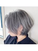 白髪ぼかし×ハイトーン×グレー×ブリーチ