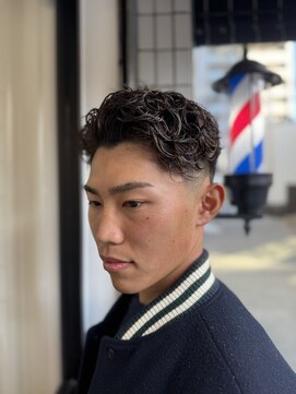 バーバーミキ(BARBER MIKI) スリックバック/カーリーパーマ