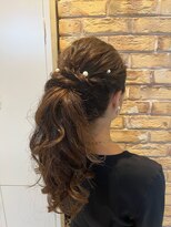 ムット(mutto)&nbsp;ポニーテールアレンジ