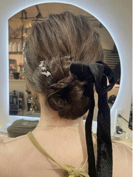 ノエ(Noe) 大人タイトヘアアレンジ