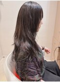 フェミニンロング暗めカラーゆるふわカール短め前髪メッシュ30代
