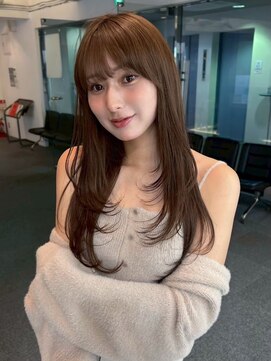 ユーフォリア 池袋東口駅前店(Euphoria) ロングカット レイヤーカット 透明感カラー