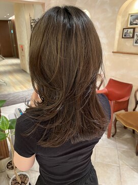 ビュートリアム265(BEAUTRIUM 265) レイヤーカット小顔カット大人ヘア髪質改善30代40代50代銀座