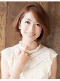 前髪長め淑女風ショートボブ