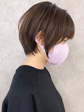 エリマ 調布(elima) 大人かわいいショート　丸みショート　小顔前髪　イルミナカラー