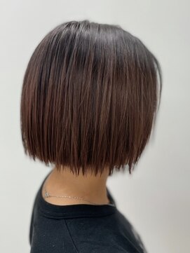 ユキオ オブ ヘアー(YUKIO of Hair) 20代30代★大人耳掛け☆無造作×切りっぱなしボブ