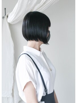 ノード(NODO) 前下がりのミニボブ