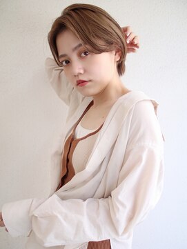 ブゾン(buZon) 【buZonブゾン】大人ショート×艶感ベージュ