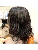 エミュ(emu)&nbsp;派手すぎないナチュラルハイライトカラー